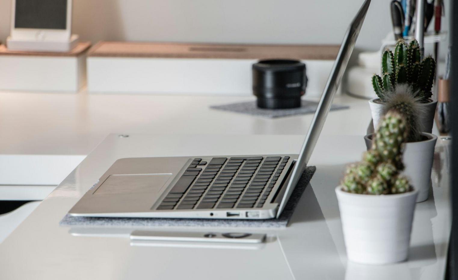 loravexenti office workspace showing collaborative business planning environment